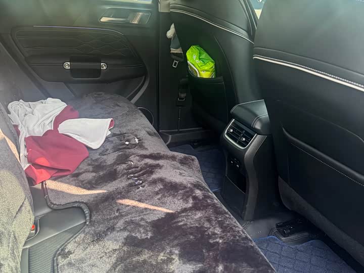 Фото 9 - Tank 300