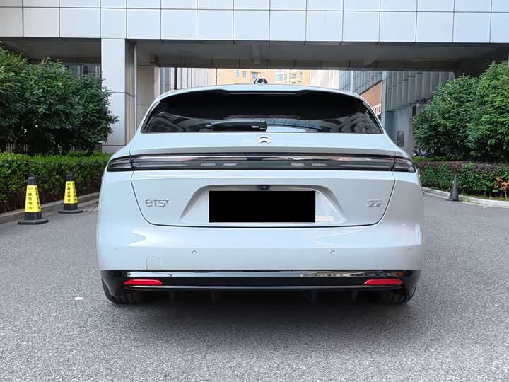 Фото 4 - Nio ET5T