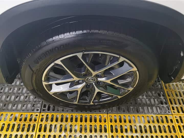 Фото 6 - Changan CS75 Plus