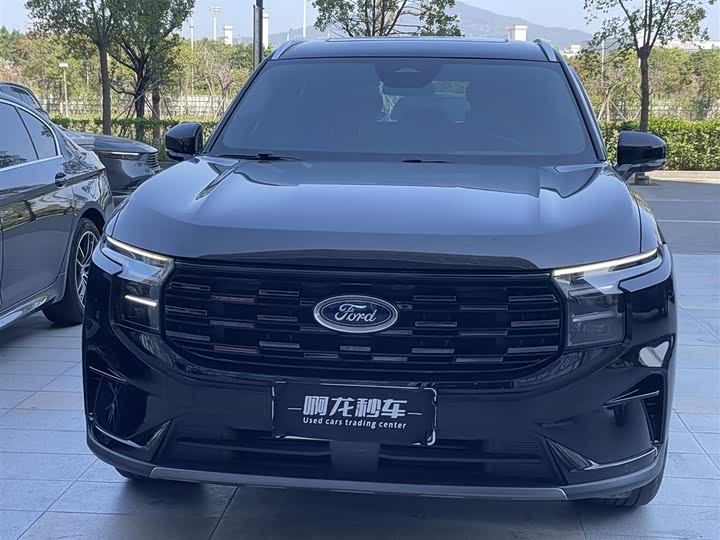 Фото 2 - Ford Edge