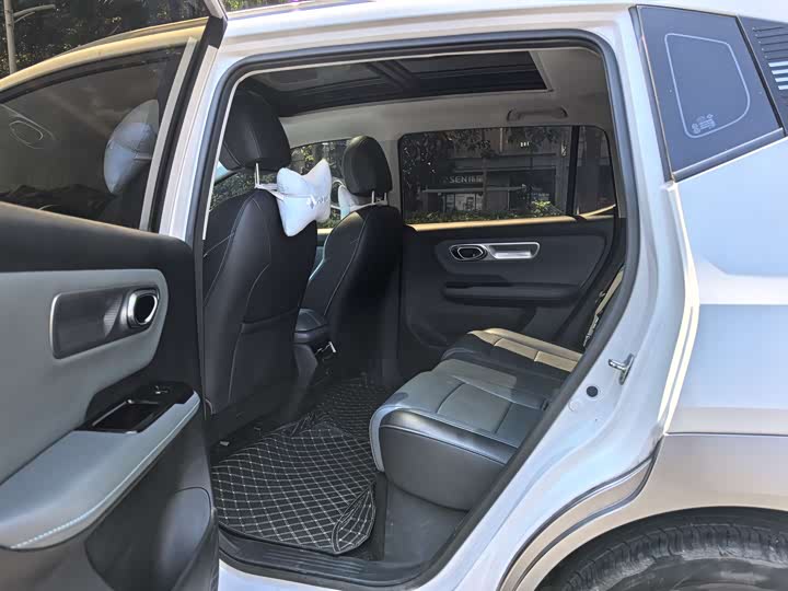 Фото 8 - GAC Aion Y