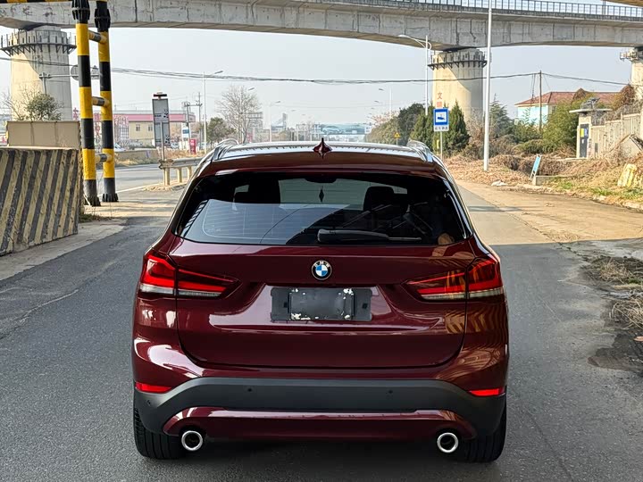 Фото 4 - BMW X1