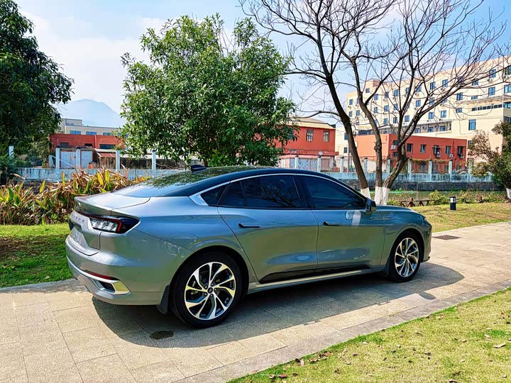 Фото 4 - Ford Mondeo