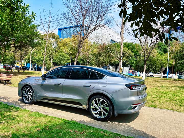 Фото 6 - Ford Mondeo