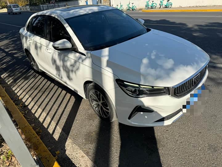 Фото 7 - Geely Emgrand