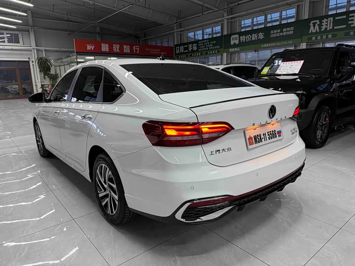 Фото 6 - Volkswagen Lavida