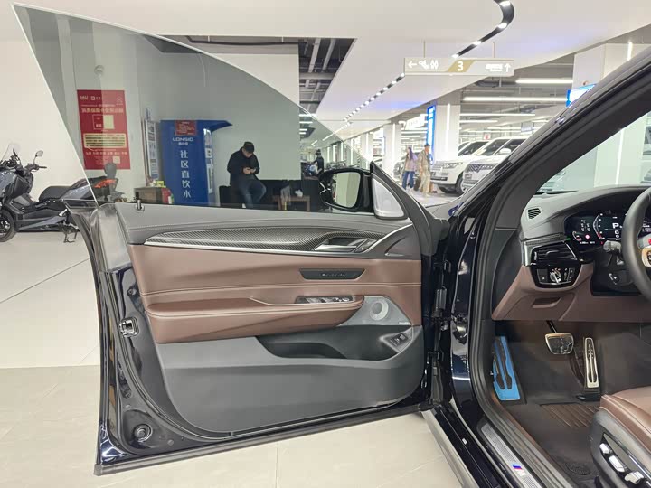 BMW 6 Series GT 2022 2022款 630i M运动大旅行家版
