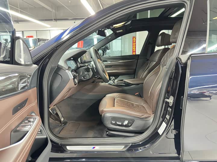 BMW 6 Series GT 2022 2022款 630i M运动大旅行家版