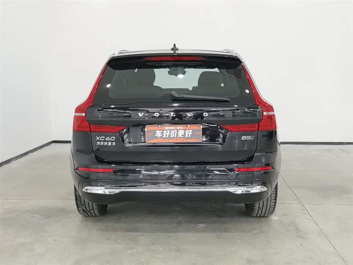 Фото 4 - Volvo XC60