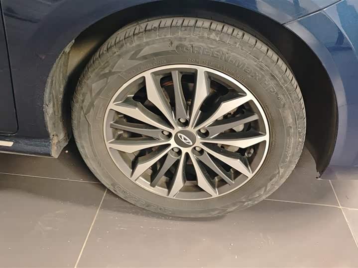 Фото 6 - Chery Omoda S5 (Arrizo 5 Plus)