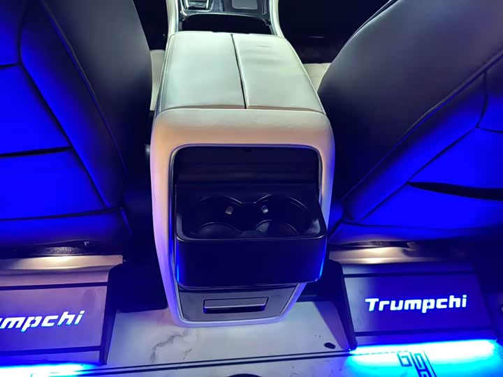 Photo 7 - GAC Trumpchi M8