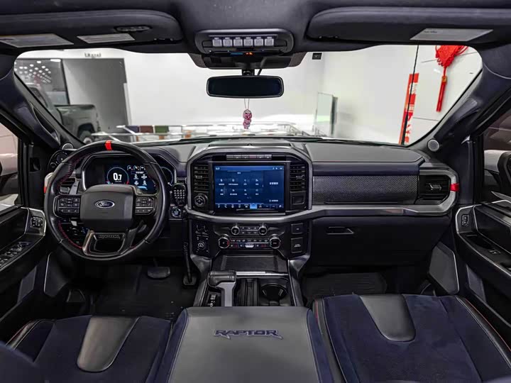 Фото 8 - Ford F-150 Raptor