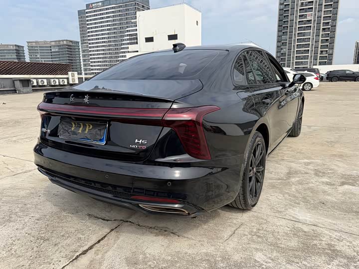 Фото 4 - Hongqi H5