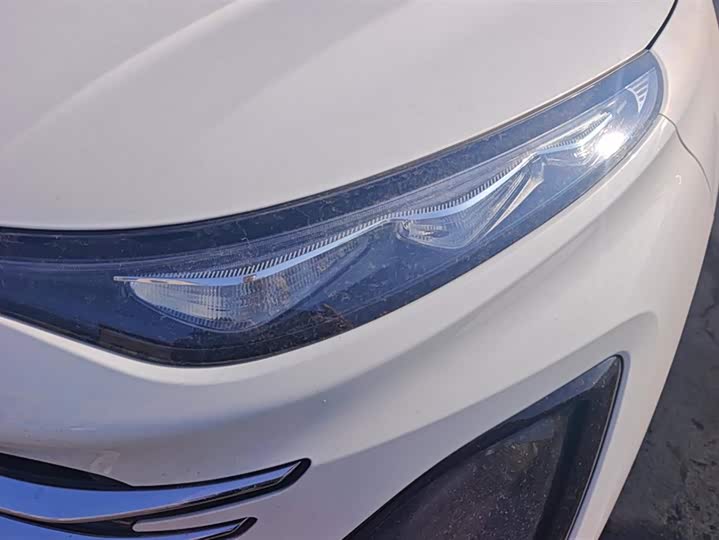 Photo 5 - Bestune T90