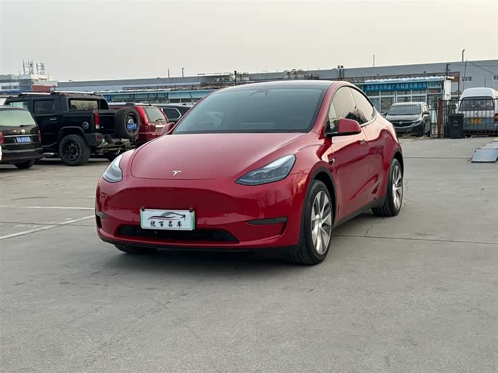 Photo 1 - Tesla Model Y