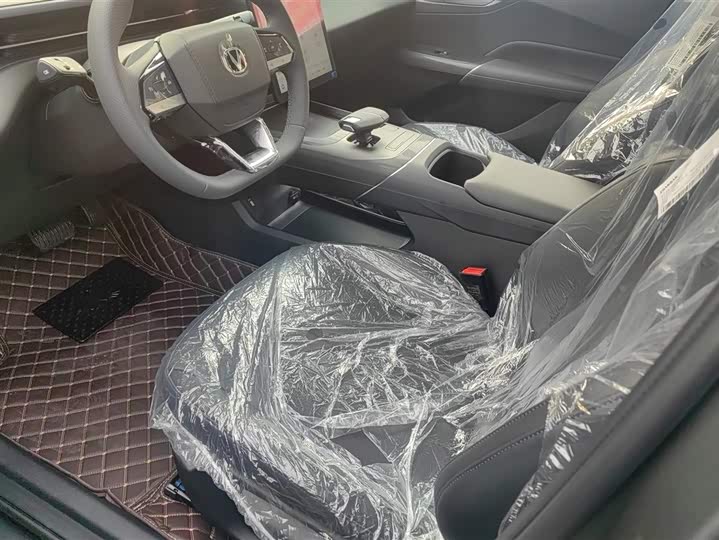 Фото 9 - Changan Eado Plus