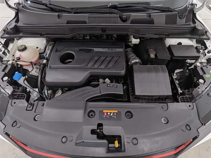 Фото 6 - Geely Coolray