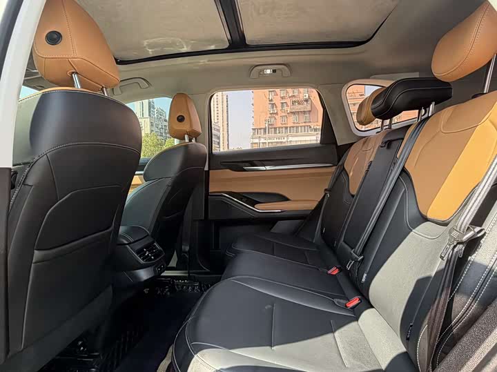 Фото 8 - Haval H6