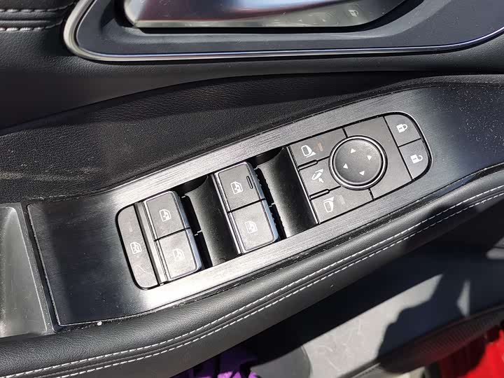 Фото 8 - Nissan X-Trail