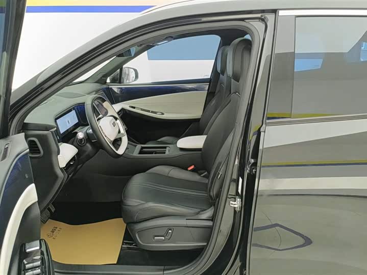 Фото 9 - Geely Galaxy L7