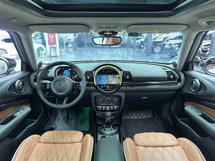 Фото 9 - Mini Clubman