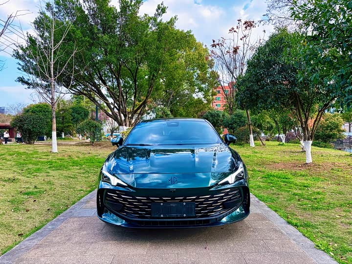 Фото 2 - MG Motor 7