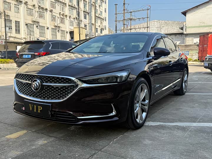 Фото 1 - Buick LaCrosse