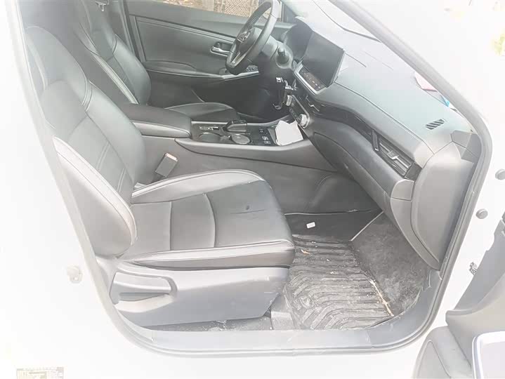 Фото 8 - Nissan Sylphy