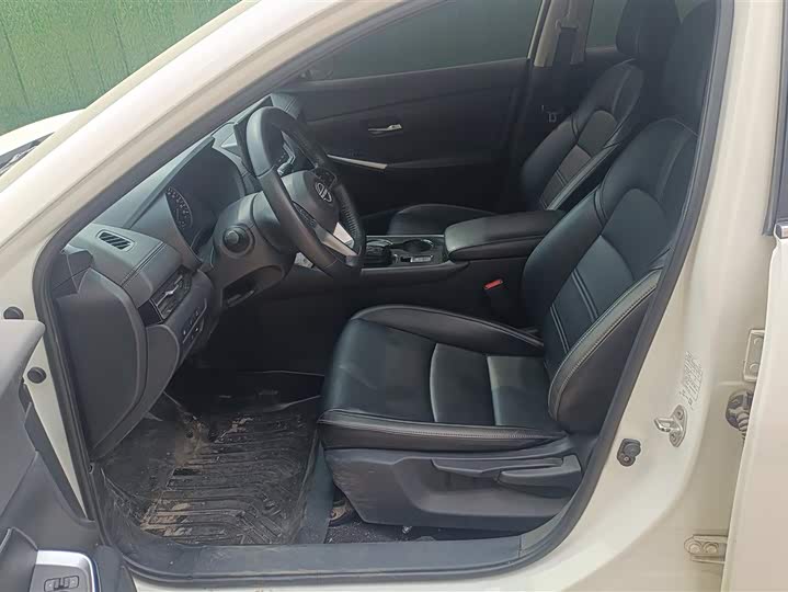 Фото 9 - Nissan Sylphy