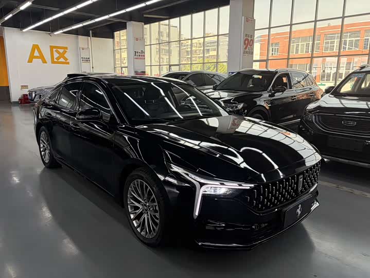 Фото 3 - Bestune B70