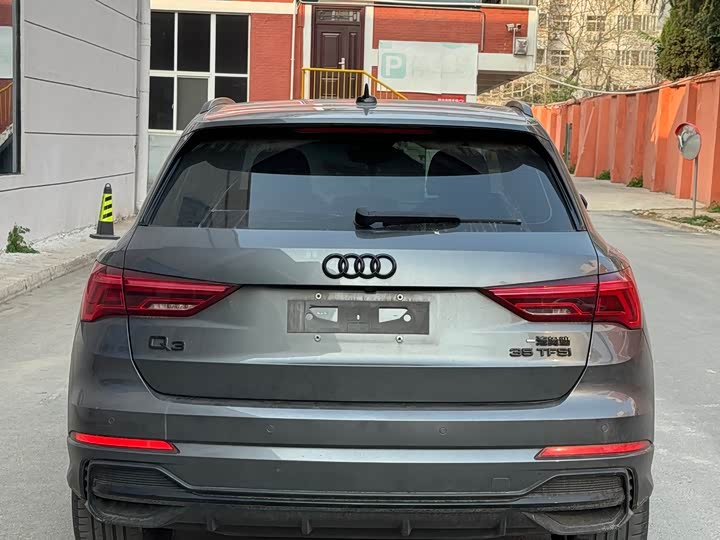 Фото 3 - Audi Q3