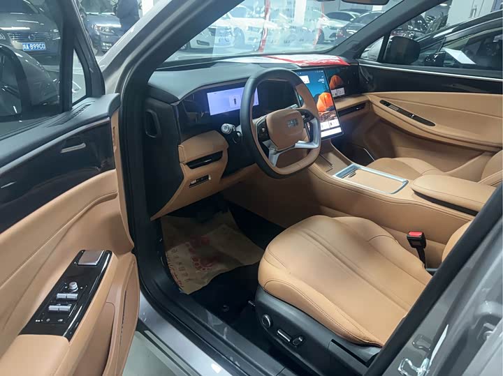 Photo 9 - Geely Galaxy L7