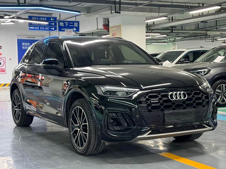 Фото 3 - Audi Q5L