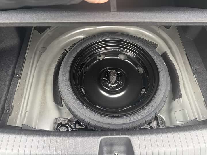 Фото 8 - Volkswagen Magotan