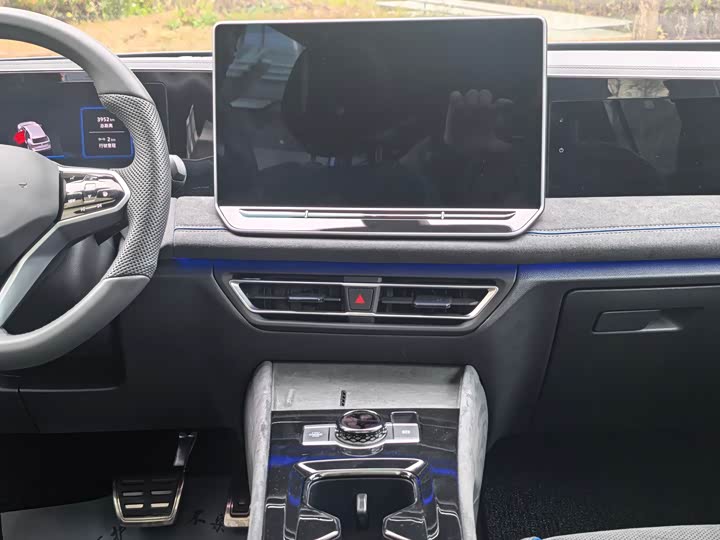 Фото 7 - Volkswagen Tiguan L Pro