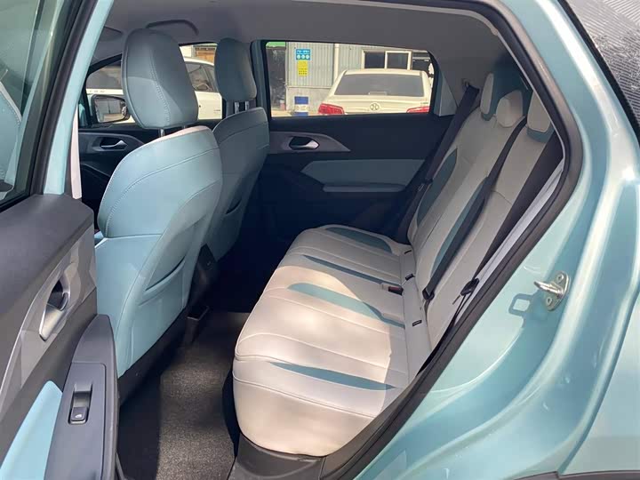 Фото 4 - Geely Geometry E Firefly