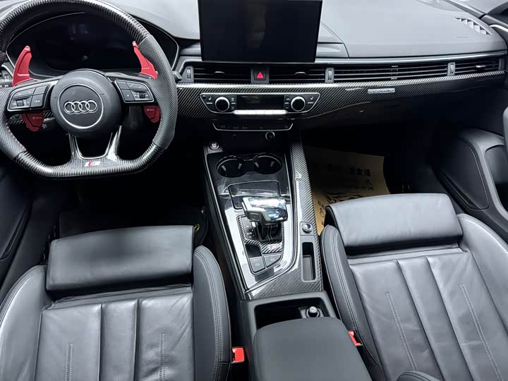 Фото 5 - Audi A5