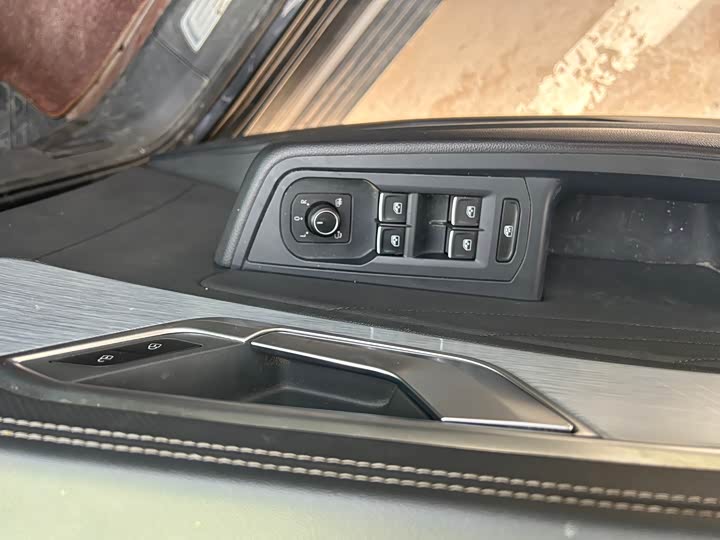 Photo 4 - Volkswagen Talagon