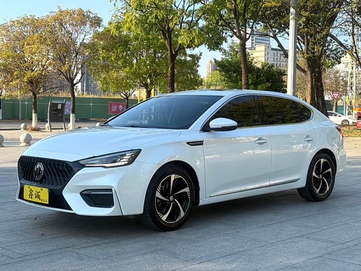 Photo 1 - MG Motor 6