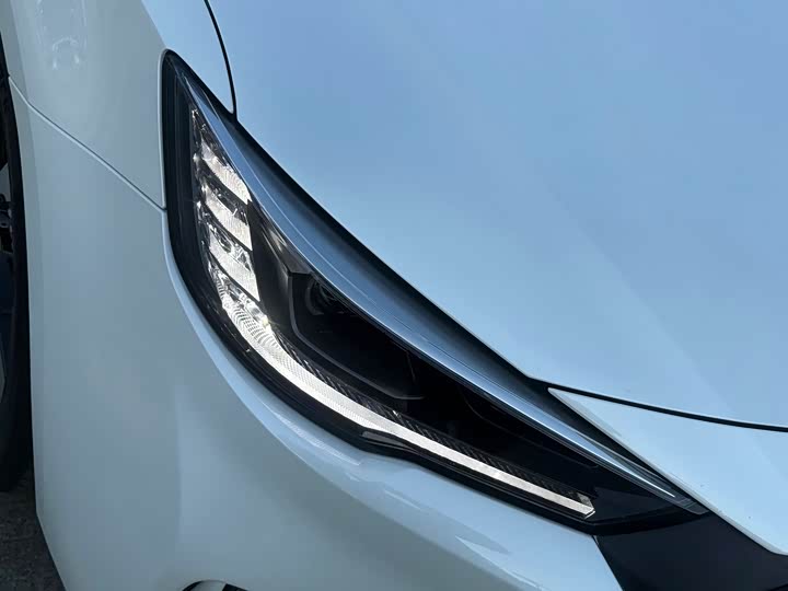 Photo 5 - MG Motor 6