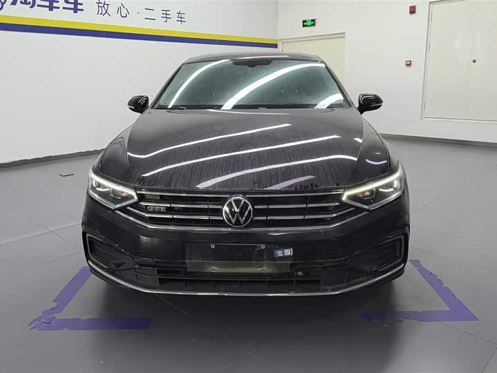 Фото 2 - Volkswagen Magotan GTE Hybrid