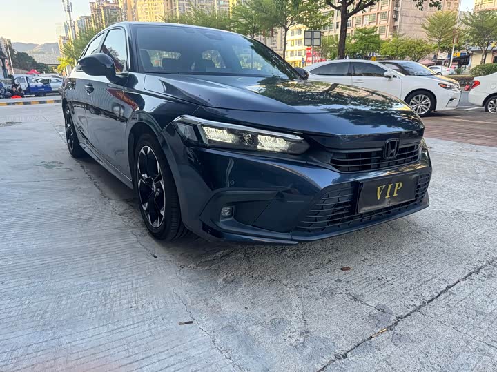 Фото 3 - Honda Civic