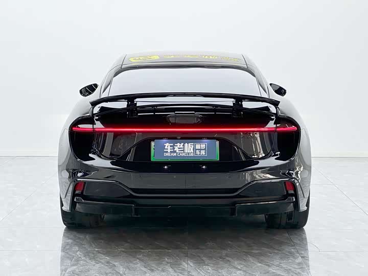 Фото 5 - Lotus Emeya