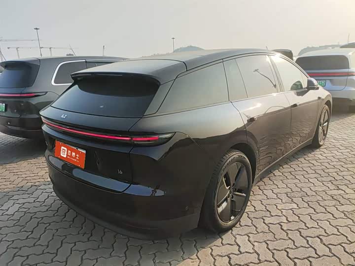 Фото 3 - LiXiang i6