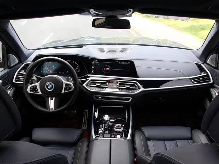 Photo 6 - BMW X7