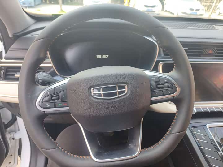 Фото 6 - Geely Atlas