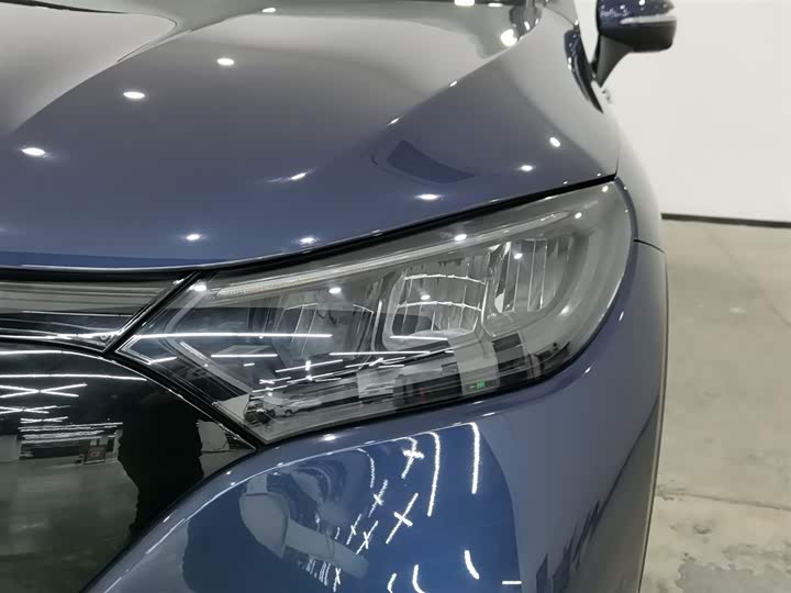 Фото 7 - Mercedes-Benz EQE SUV