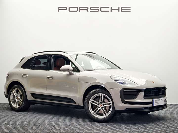 Фото 1 - Porsche Macan