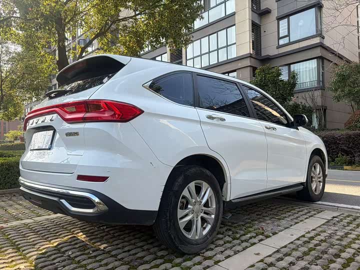 Фото 7 - Haval M6