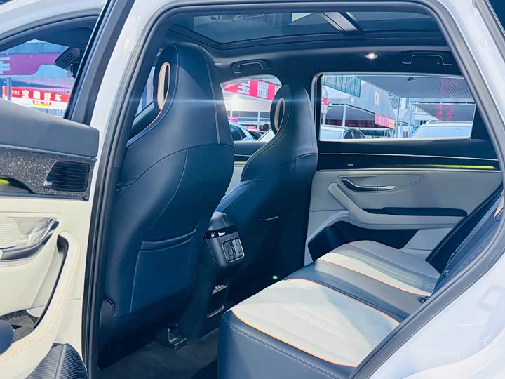 Фото 6 - BYD Song Plus Hybrid/EV